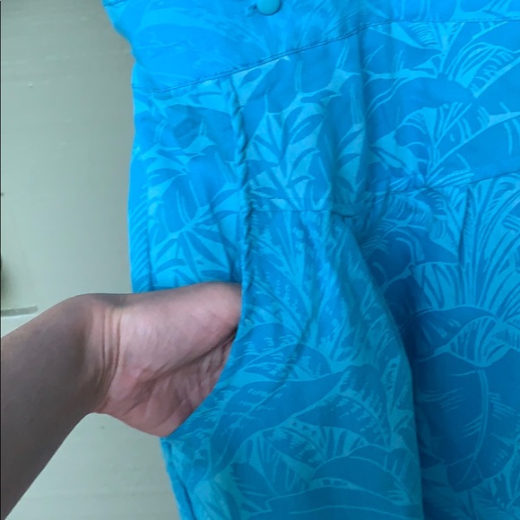 SOLD❗️VINTAGE- blue Hawaiian dress size small - Picture 6 of 8